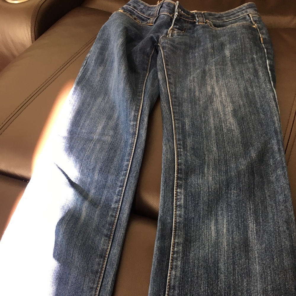 Blue skinny jeans